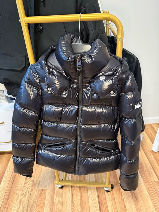 Mackage Jackets & Blazers - Mackage black short puffer down jacket sz XS